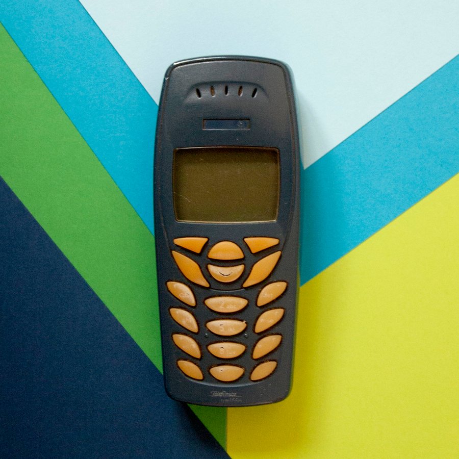 Mobile phone (Nokia 1100)